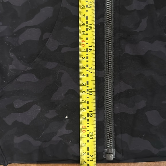 Lululemon Black Camouflage  zip up jacket - Picture 8 of 13